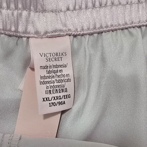 Victorias Secret Satin Pajama Set Pink Striped Button top Shorts Sleepwear XXL - Picture 9 of 13